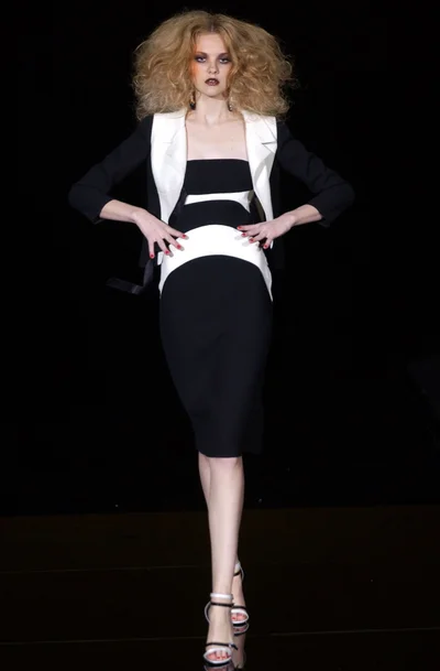 Look 12